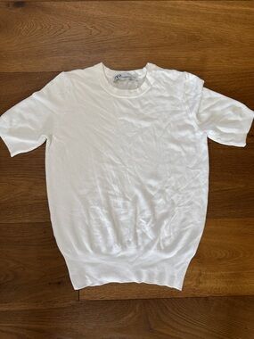 Zara White Short Sleeve Crewneck Knit